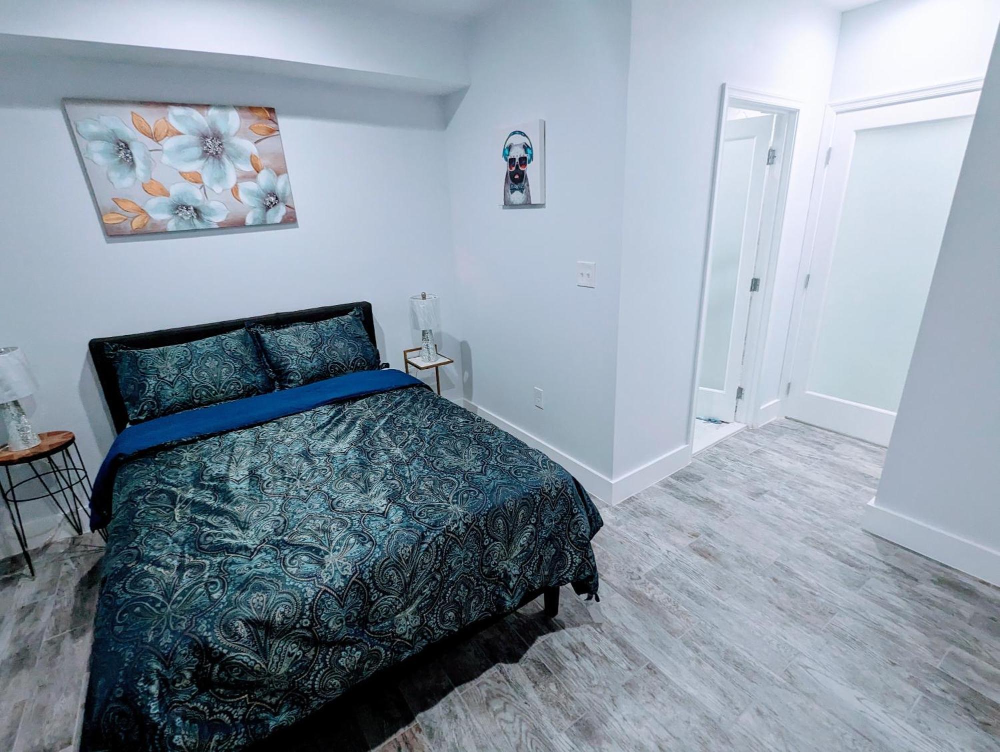 Luxurious 3 Bedroom Apt With A Beautiful Balcony Washington Phòng bức ảnh