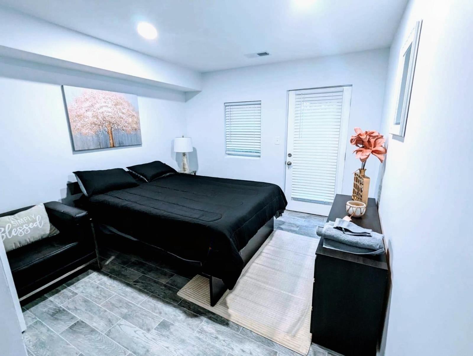 Luxurious 3 Bedroom Apt With A Beautiful Balcony Washington Phòng bức ảnh